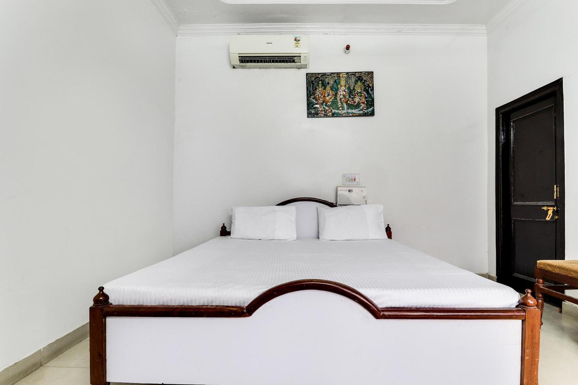 Hotel O Hanuman Bagh Ayodhya Экстерьер фото