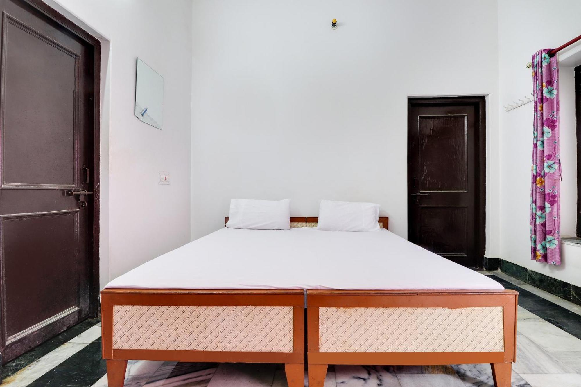 Hotel O Hanuman Bagh Ayodhya Экстерьер фото